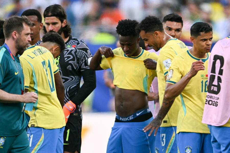 Pausas de hidratación en el Mundial abren millonario negocio publicitario para la FIFA 