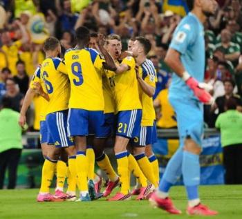 Suecia golea a T&uacute;nez y sorprende en Monterrey