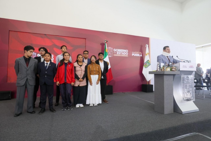 Estudiantes poblanos representar&aacute;n a M&eacute;xico en Olimpiada Internacional de Matem&aacute;ticas SIMOC 2026