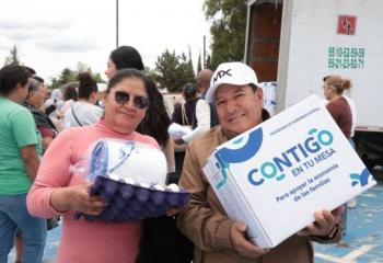 SEDESOQ entrega apoyos alimentarios en Huimilpan para fortalecer econom&iacute;a familiar