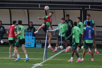 Aguirre dirige entrenamiento privado de M&eacute;xico previo a duelo con Corea del Sur