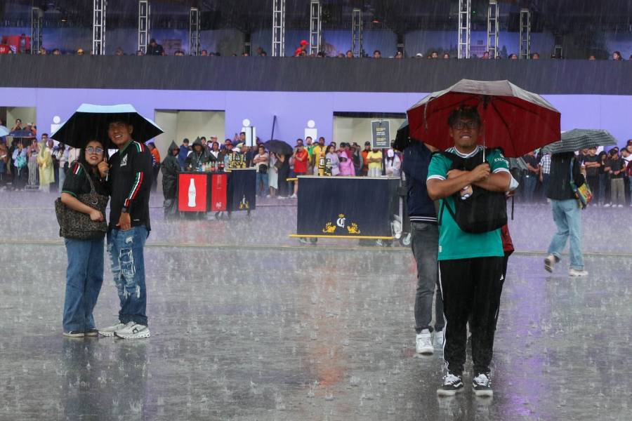 Activan alerta amarilla por lluvias durante Fan Fest del Mundial en el Zócalo