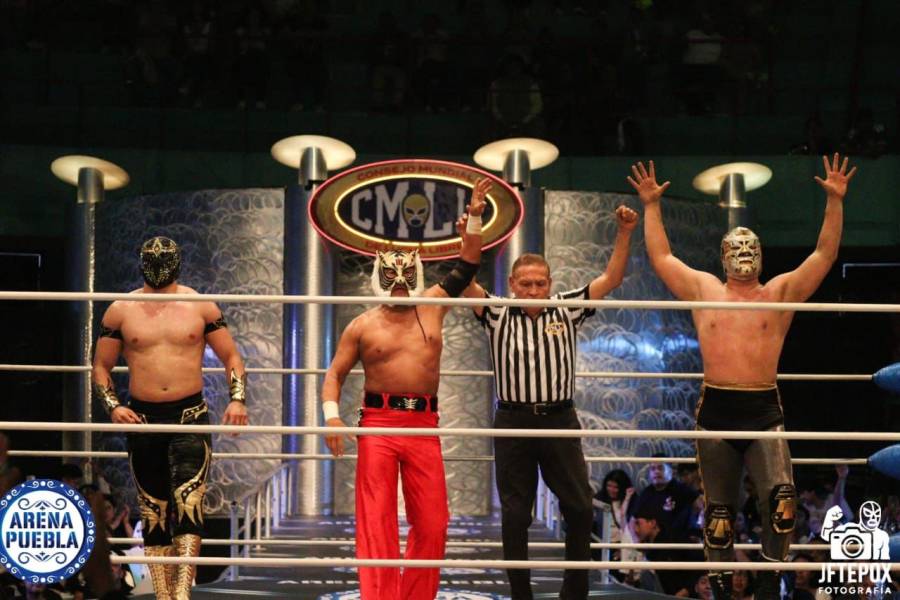  Tiger Mask se Despide con Victoria de Puebla