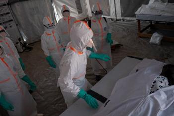 Maacutes de 200 muertos por eacutebola en RD Congo casi un mes despueacutes del inicio de la epidemia
