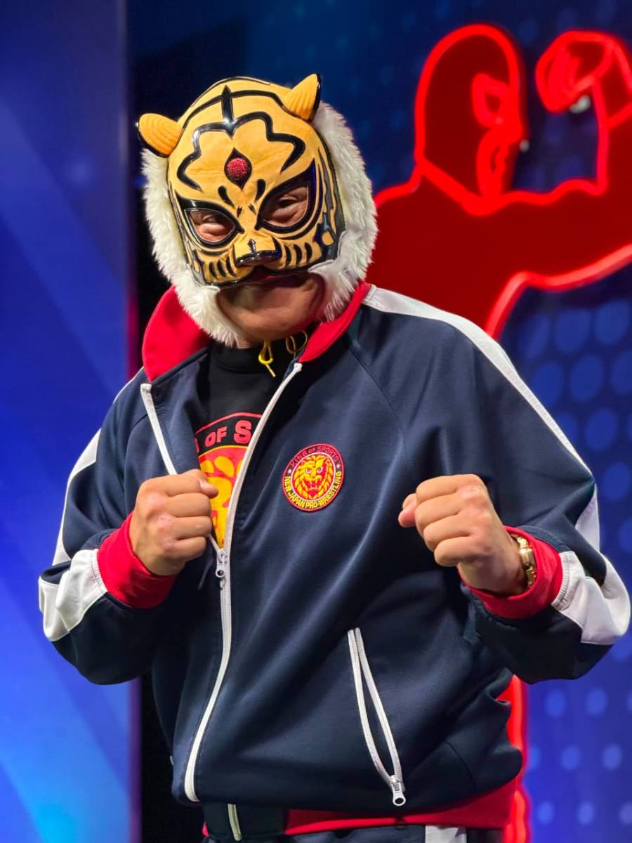 EL ADIOS!! DE TIGER MASK EN LA ARENA MEXICO