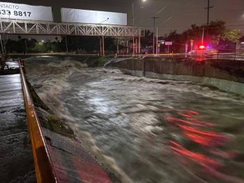Lluvias en Nuevo Le&oacute;n dejan una persona muerta, lesionados e inundaciones