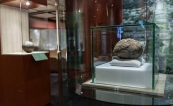 Exhiben en Teotihuacan pelota de hule de m&aacute;s de 3,600 a&ntilde;os de antiguedad