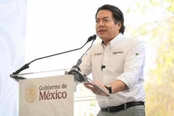 Recursos educativos no se entregan a sindicatos, aclara Mario Delgado
