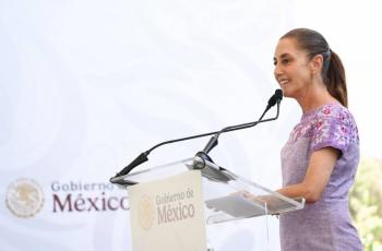 Sheinbaum reconoce el papel de los padres mexicanos y destaca su aporte al desarrollo del pa&iacute;s