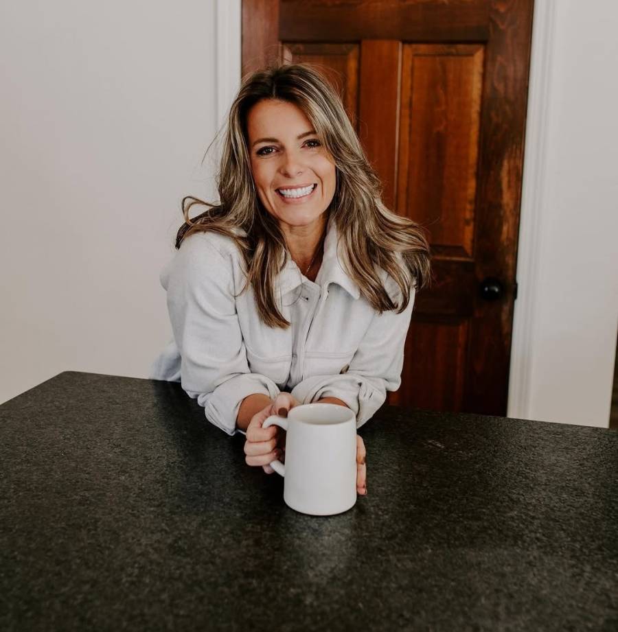 Muere la influencer Carly Douglas a los 36 años tras luchar contra cáncer de estómago 