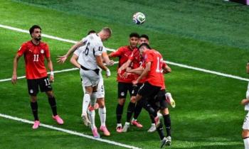 Egipto remonta a Nueva Zelanda con Salah y hace historia