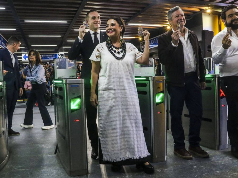 Brugada entrega obras en cuatro estaciones del Metro: modernización avanza en la Línea 2 de la CDMX 