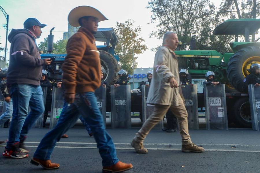 Transportistas anuncian megapar&oacute; el d&iacute;a del partido M&eacute;xico vs Chequia por denuncias de extorsi&oacute;n