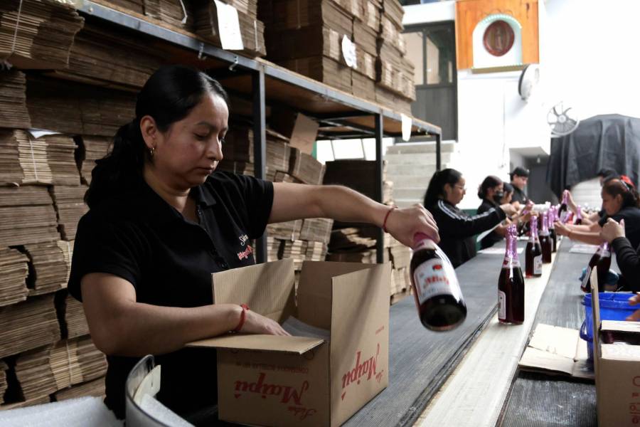 Economía mexicana crece 1.2% en abril, su mayor avance mensual en más de cinco años 