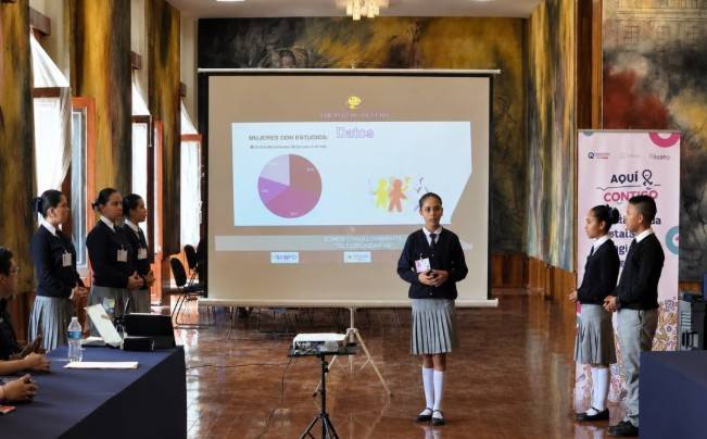 USEBEQ realiza Etapa Estatal de la Olimpiada de Lenguaje y Comunicación en Querétaro