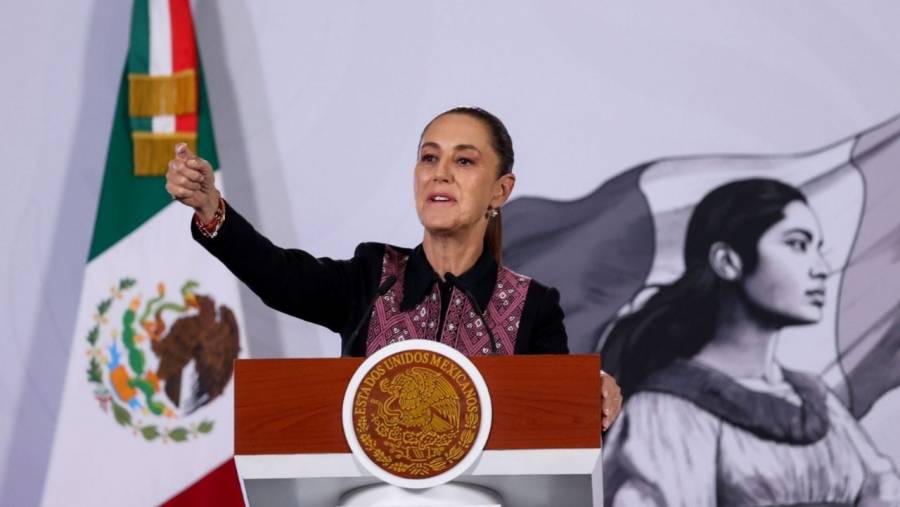 “Yo recibo a muchas madres buscadoras, pero no lo hago medi&aacute;tico”: Sheinbaum