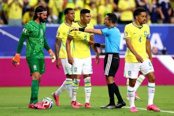 C&eacute;sar Ramos impone marca hist&oacute;rica para el arbitraje mexicano en Copas del Mundo