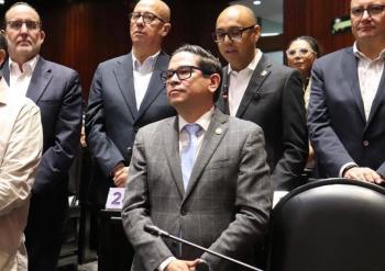 Diputado del PAN celebra pr&oacute;rroga para registro de celulares y exige mayor informaci&oacute;n a usuarios