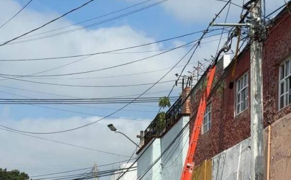 Retiran más de 10 toneladas de cable en desuso en Querétaro