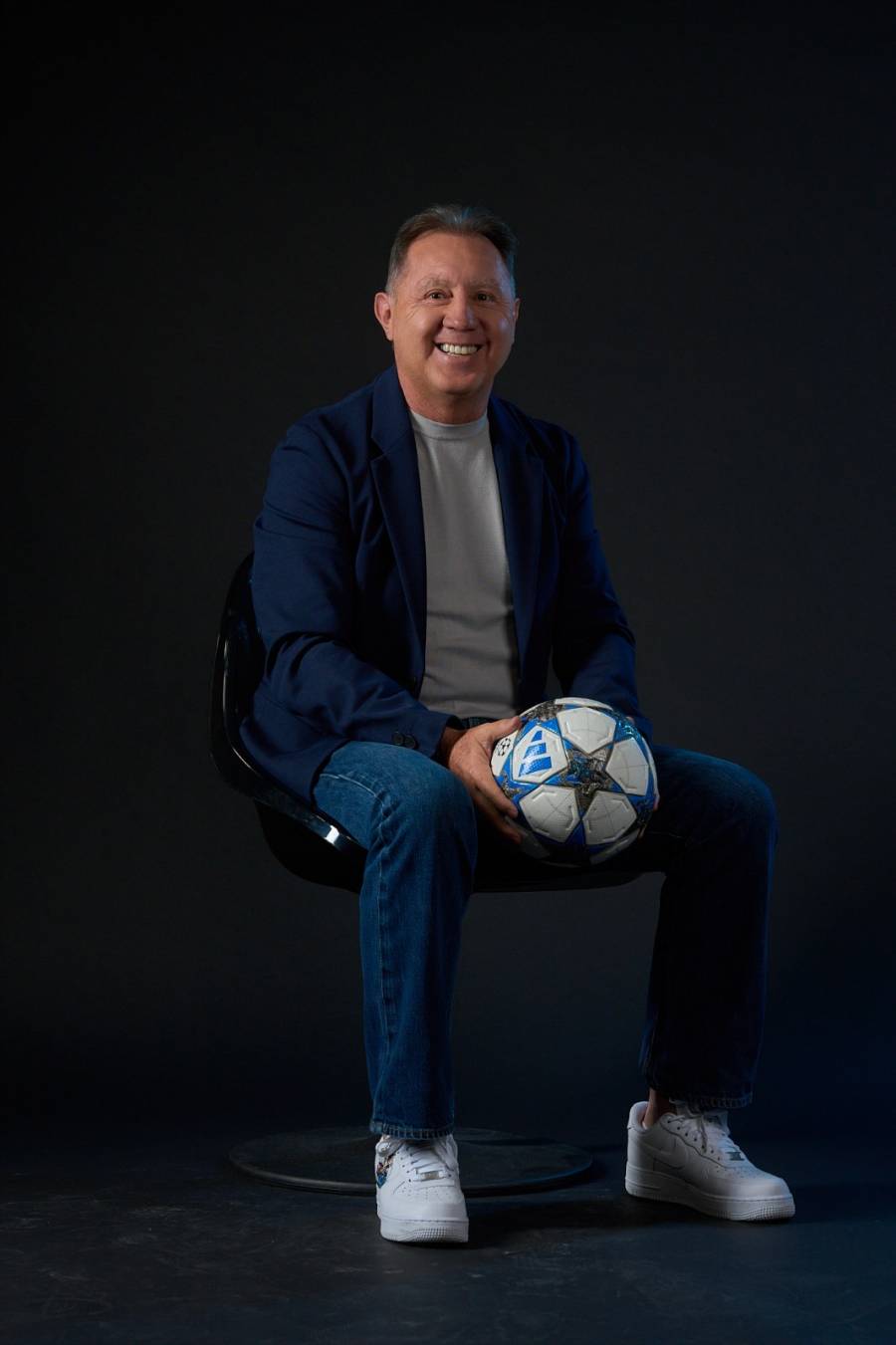 Alex Aguinaga: “Ecuador ha recuperado solidez defensiva, la afición estará en el estadio y el equipo llegará motivado”