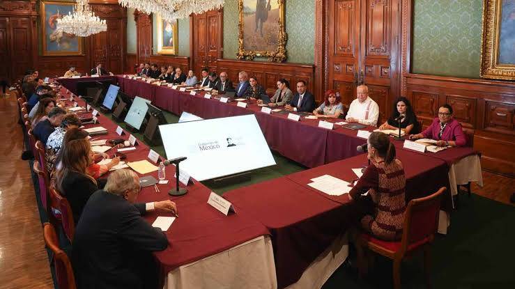 Persiste ofensiva de gobierno y prensa de EU contra funcionarios mexicanos