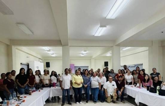 Capacitan en Loreto a servidores públicos sobre inclusión de niñas, niños y adolescentes