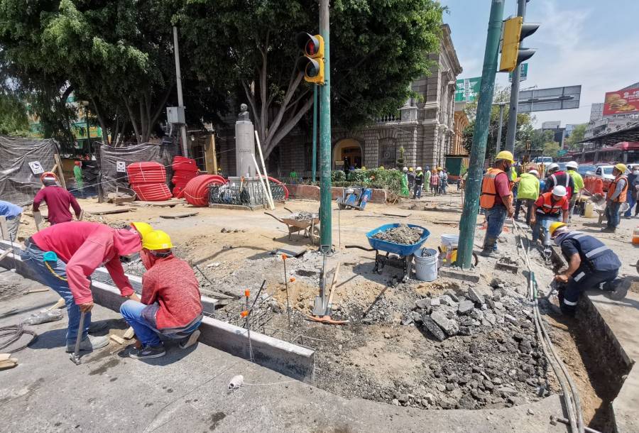 Vecinos denuncian obras inconclusas y deficiencias en calles de la Cuauhtémoc