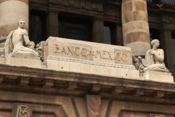 Banxico muestra cautela al mantener tasa de intereacutes en 650