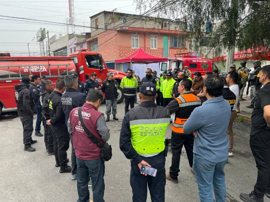 Evacúan más de 500 viviendas por fuga de gas natural en Nezahualcóyotl