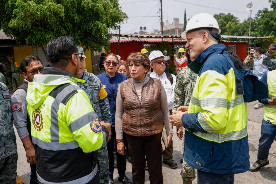 Delfina Gómez y Adolfo Cerqueda analizan reubicación de familias tras fuga de gas en Nezahualcóyotl 