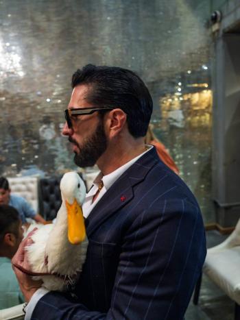 Poncho de Nigris admite que su inter&eacute;s por el pato Merl&iacute;n fue una estrategia de promoci&oacute;n
