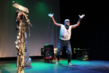 “Metalero” revive la fuerza de los 80 en el escenario zacatecano