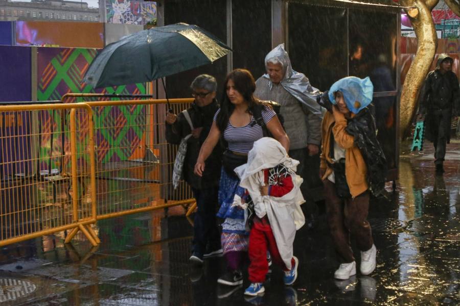 Lluvias y ambiente fresco marcarán el clima de este jueves en el Valle de México