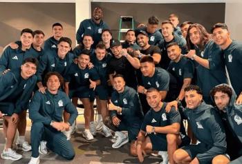 Selecci&oacute;n Mexicana devolver&aacute; relojes de lujo regalados por influencer SteveWillDoIt