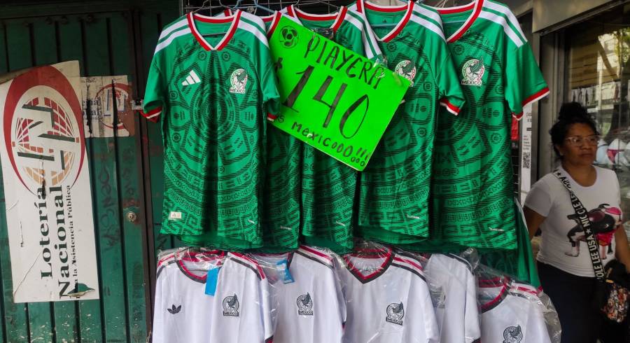 Piratería y playeras clonadas disparan ventas en CDMX por el Mundial 2026