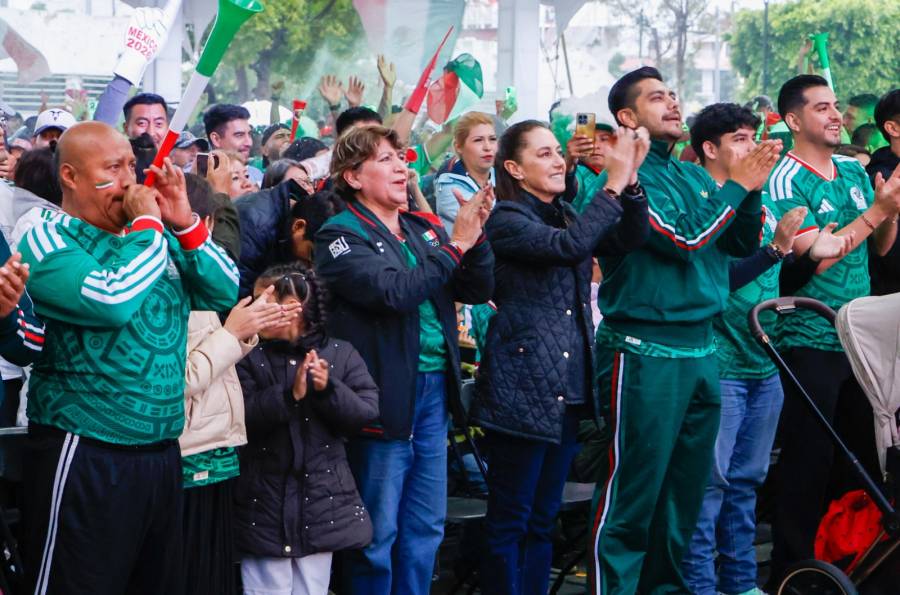 Sheinbaum destaca respaldo cariño de ciudadanos de Neza tras ver el partido de la Selección en ese municipio