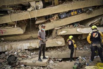Sube a 3 mil 342 la cifra de v&iacute;ctimas mortales por los terremotos en Venezuela