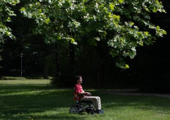 Inmovilizado por ola de calor, un discapacitado demanda a Austria por no frenar cambio clim&aacute;tico