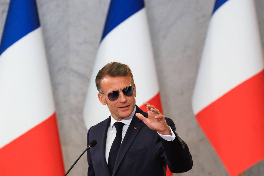 Macron sale en defensa de Mbappé tras ofensivos comentarios de legisladora paraguaya