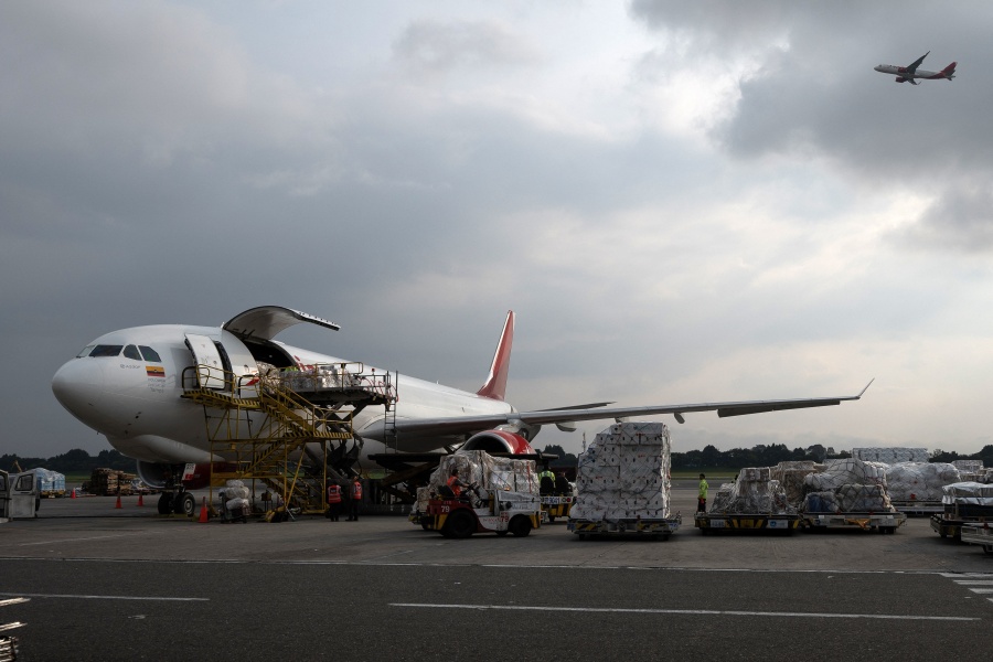 Guerrilla atenta con drones explosivos contra un aeropuerto en Colombia 