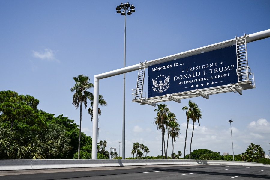 El aeropuerto de Palm Beach adopta el nombre de Donald Trump 
