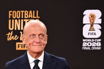 Pierluigi Collina defiende 