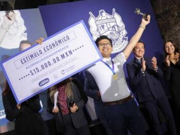 Corregidora entrega 65,000 pesos a tres proyectos de emprendimiento