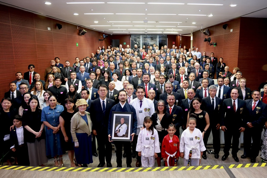 Senado rinde homenaje póstumo al Gran Maestro Dai Won Moon