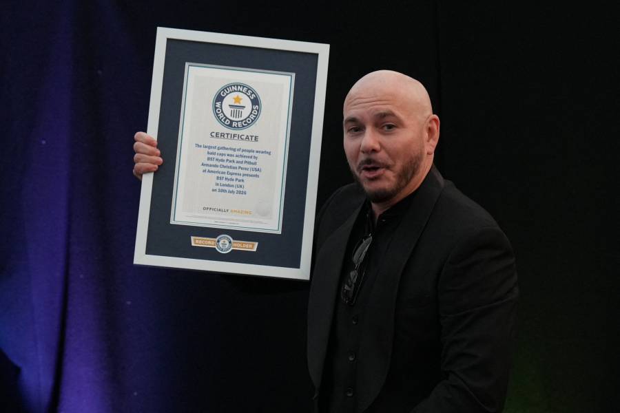 Pitbull rompe un récord Guinness gracias a miles de seguidores caracterizados como él