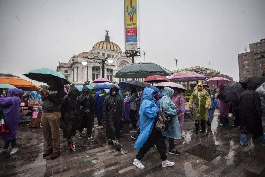 Lluvias persistirán este domingo en la CDMX por el paso de ondas tropicales