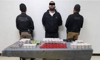 Chofer de tractocami&oacute;n, detenido en Chihuahua con 7,425 cartuchos ocultos
