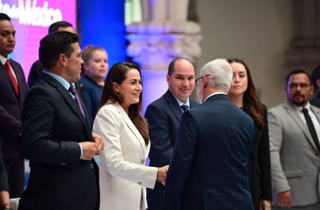 Gobernadora Tere Jiménez reconoce labor de abogados en Aguascalientes por Día del Abogado