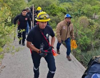 Buscan a motociclista desaparecido en canal de Valsequillo en Tecali de Herrera