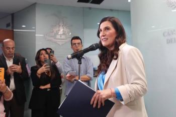 Kenia L&oacute;pez Rabad&aacute;n pide transparencia a Marina del Pilar; afirma que hay elementos jur&iacute;dicos para revisar su actuaci&oacute;n